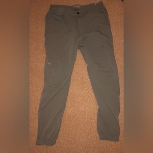 Arc’teryx Kestros Pant Men’s size:36